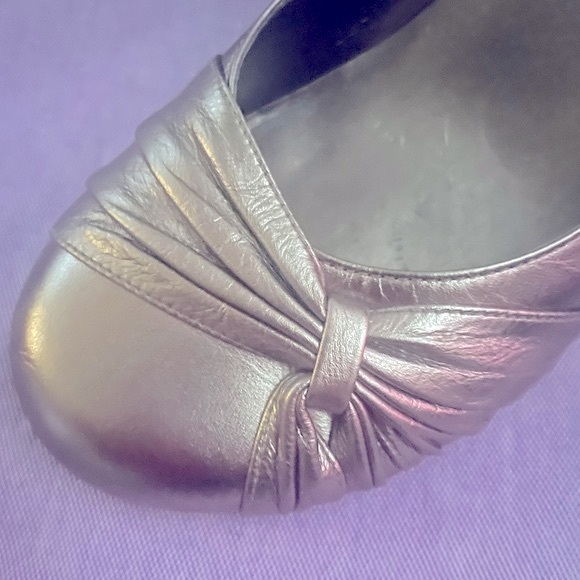 VGC Luca Ferri Silver Heels shoes Size 7 for womem - Picture 10 of 14